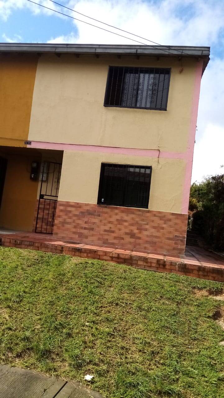 #2196 - Casa para Venta en Rionegro - ANT
