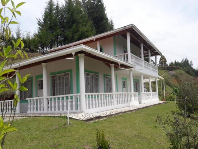 #1074 - Finca para Venta en Guarne - ANT - 3