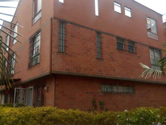 #2128 - Casa para Venta en Rionegro - ANT