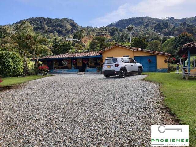 #2251 - Casa para Venta en Rionegro - ANT - 1