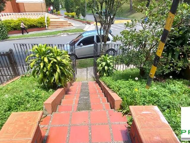 #2320 - Casa para Venta en Rionegro - ANT