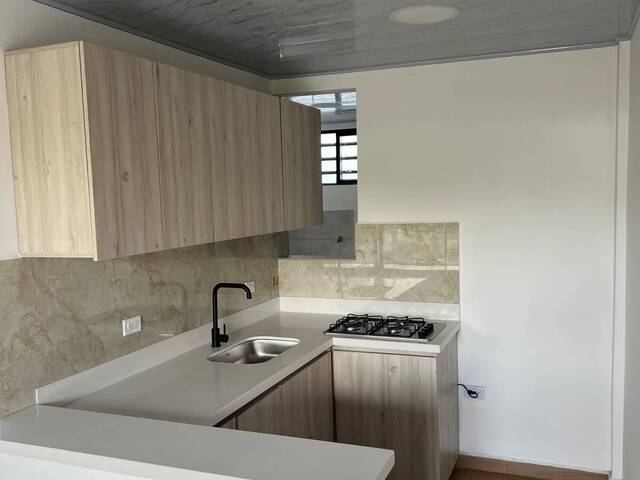#2726 - Apartamento para Venta en Guarne - ANT - 3